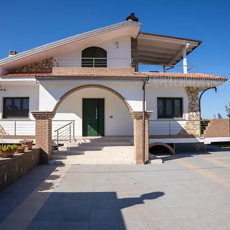 La Dimora Degli Artisti Bed & Breakfast Policoro