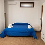 La Dimora Degli Artisti Bed & Breakfast *